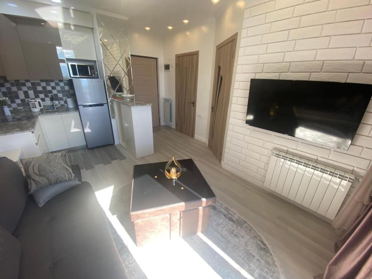 Jasmine Apartment In New Bulvar บาทูมิ ภายนอก รูปภาพ