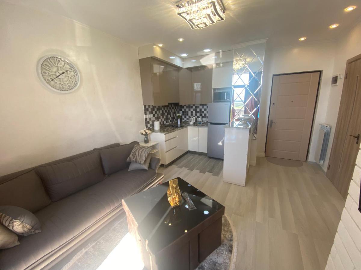Jasmine Apartment In New Bulvar บาทูมิ ภายนอก รูปภาพ